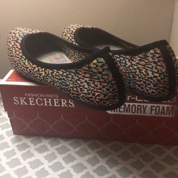 skechers fashion knits memory foam